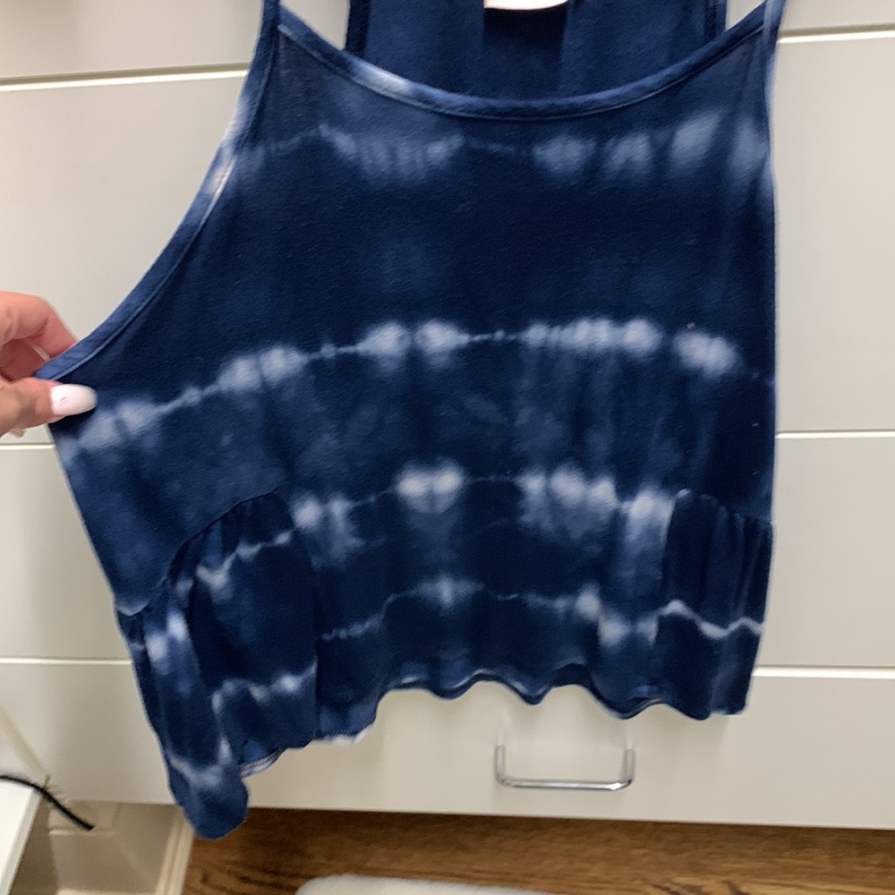 Tank top - Picture 2 of 4